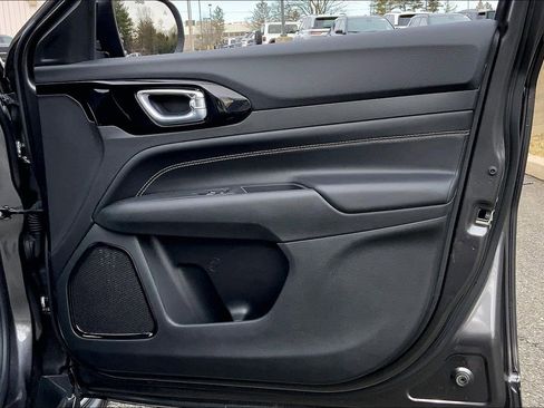 Certified 2023 Jeep Compass Altitude w/ Convenience Group image 20