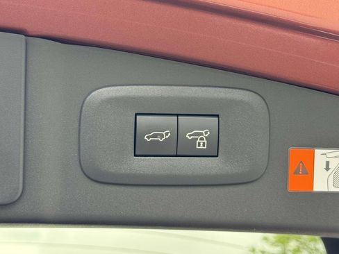 Used 2024 Lexus RZ 450e Premium w/ Accessory Package (P5) image 15