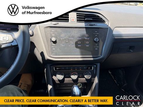 Used 2021 Volkswagen Tiguan SEL AWD/4WD image 21
