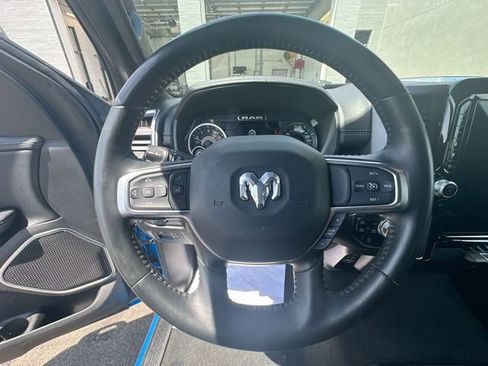 Used 2023 RAM 1500 Laramie AWD/4WD image 16