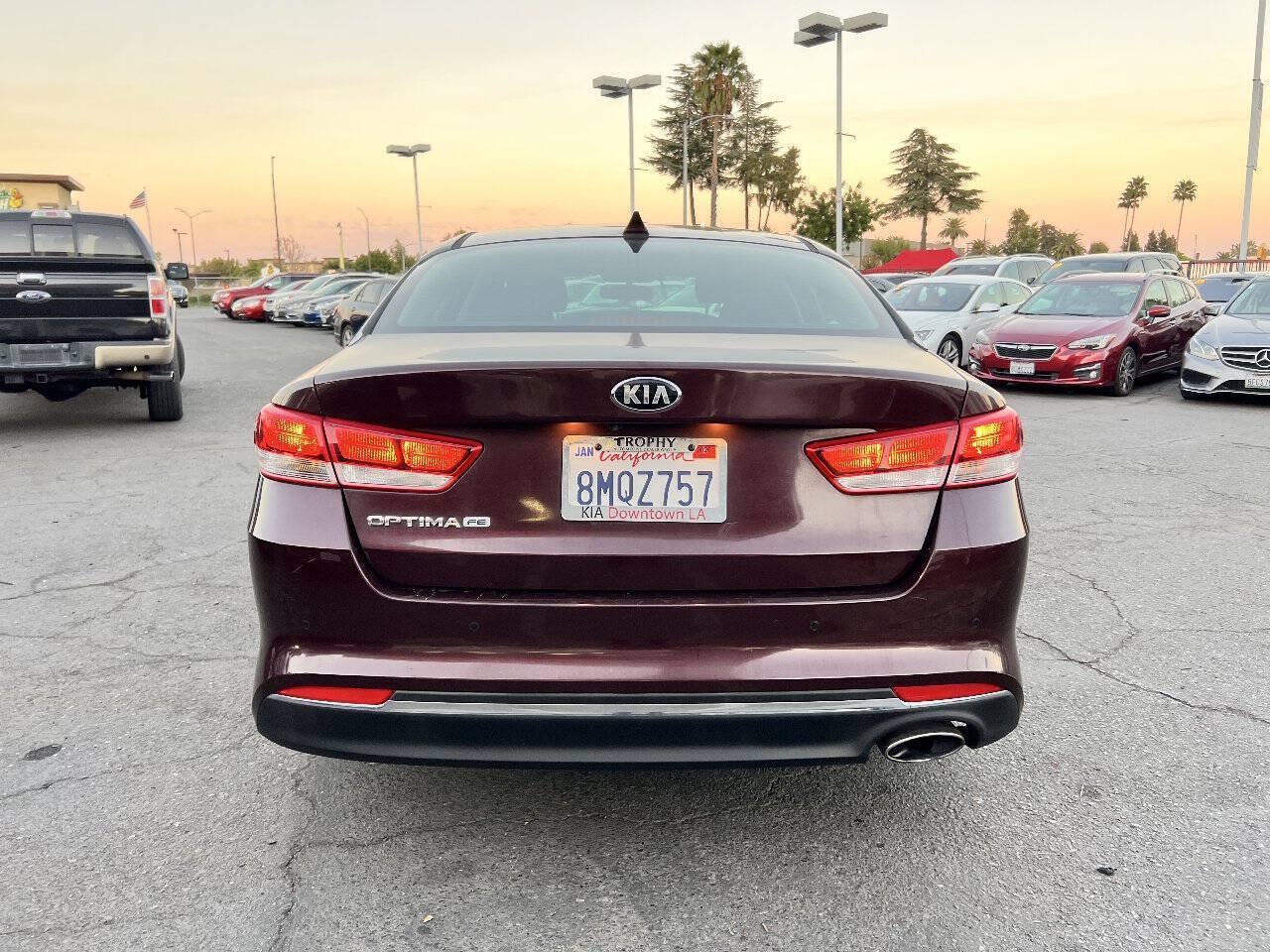 Used 2018 Kia Optima LX FWD image 6