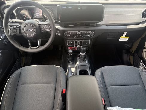 New 2026 Jeep Gladiator Mojave AWD/4WD image 10