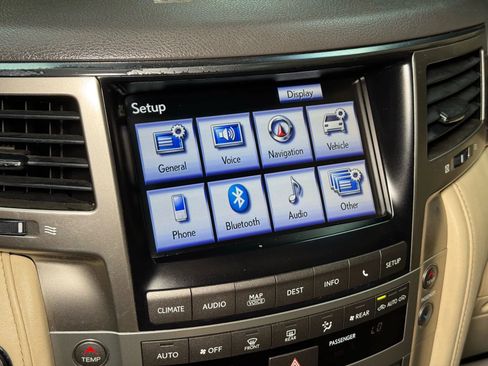 Used 2013 Lexus LX 570 4WD image 61