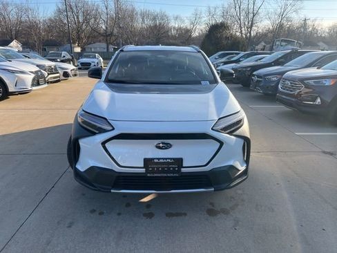 Used 2025 Subaru Solterra Premium image 2