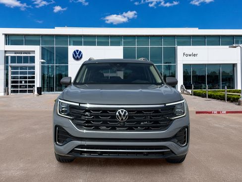 New 2026 Volkswagen Atlas SEL Premium R-Line AWD/4WD image 3
