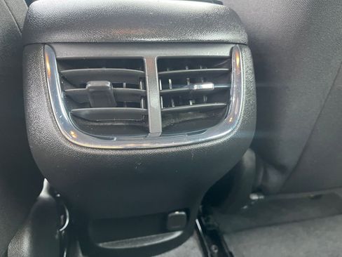 Used 2024 Chevrolet Malibu LT image 24