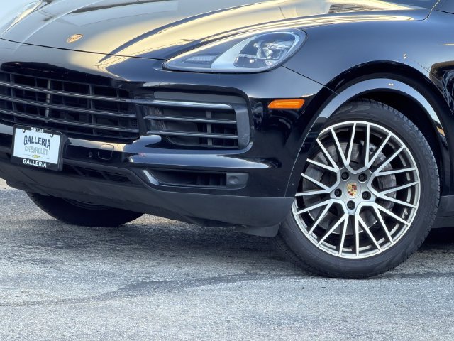 Used 2023 Porsche Cayenne Platinum Edition AWD/4WD image 10