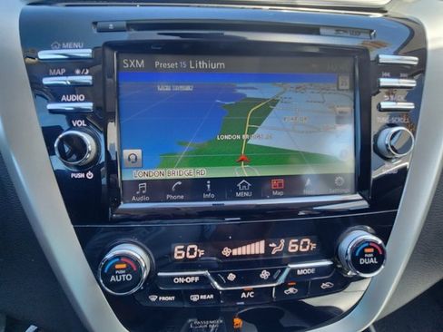 Used 2017 Nissan Murano Platinum w/ Platinum Technology Package image 25