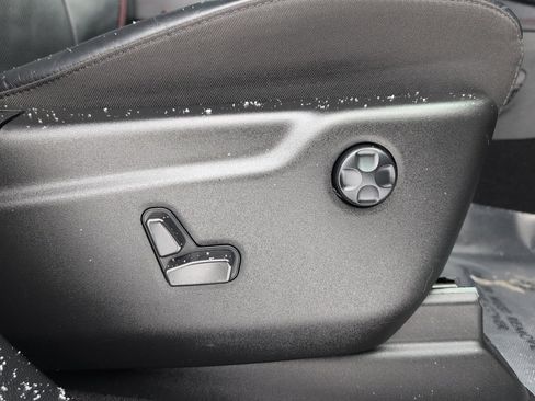 Used 2024 Dodge Durango GT image 14