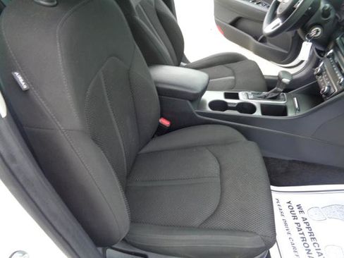 Used 2019 Kia Optima LX FWD image 24