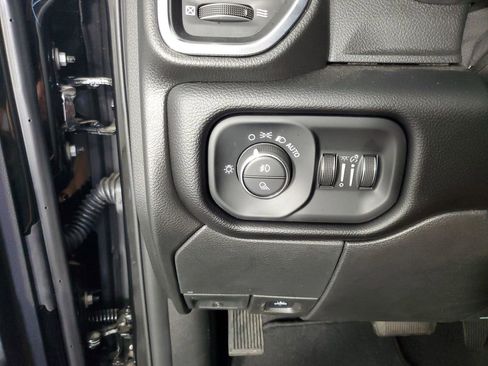 New 2025 RAM 2500 Laramie image 28