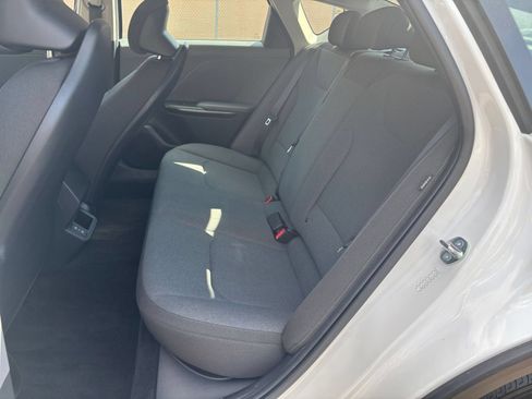 Used 2025 Kia K4 FWD image 21
