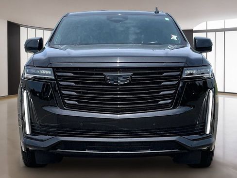 Used 2024 Cadillac Escalade ESV Premium Luxury Platinum AWD/4WD image 3