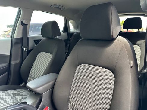 Used 2020 Hyundai Kona SEL FWD image 15