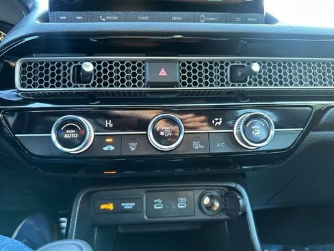 Used 2025 Honda Civic Sport image 36
