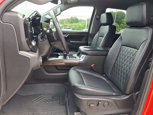 Used 2022 Chevrolet Silverado 1500 LT Trail Boss w/ Convenience Package II AWD/4WD image 14