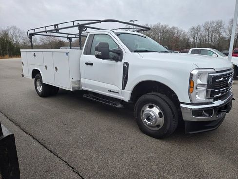 New 2026 Ford F350 4x4 Regular Cab DRW Super Duty image 2
