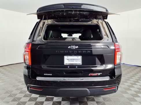 Used 2023 Chevrolet Suburban RST w/ Luxury Package AWD/4WD image 9