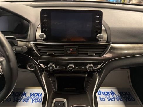 Used 2022 Honda Accord Sport image 17