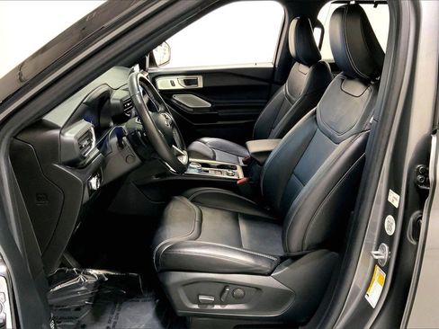 Used 2023 Ford Explorer ST w/ Equipment Group 401A image 18