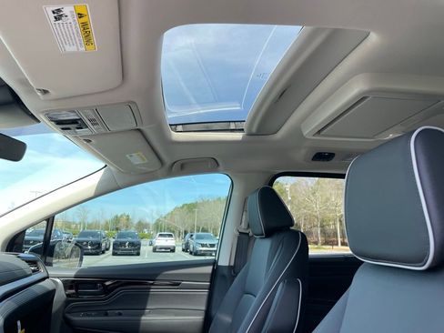 New 2026 Honda Odyssey Touring image 29
