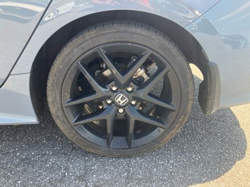 Used 2024 Honda Civic Sport image 26