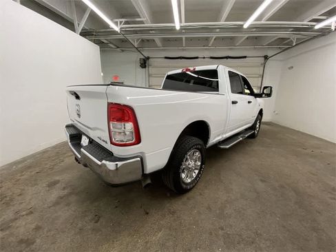Used 2024 RAM 2500 Big Horn image 6