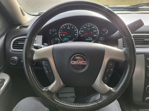 Used 2011 GMC Sierra 1500 SLT w/ All-Terrain Package image 17