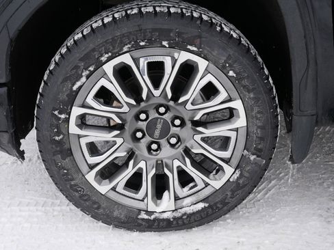 Used 2023 GMC Sierra 1500 Denali Ultimate image 15