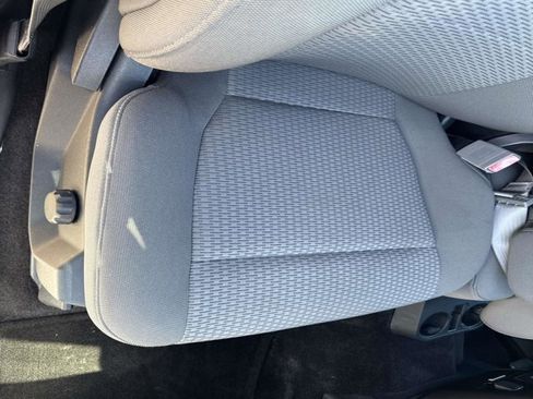 Used 2018 Ford F150 XLT image 19