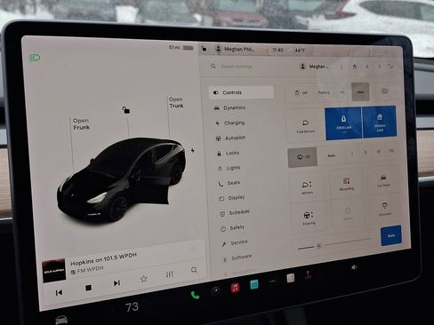 Used 2021 Tesla Model Y Long Range image 23