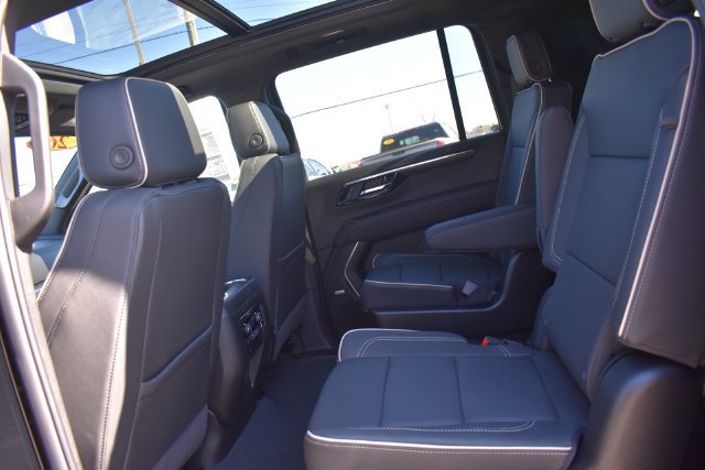 New 2026 Chevrolet Suburban Premier w/ Sun And Tow Package AWD/4WD image 26