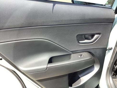 New 2026 Hyundai Kona Limited FWD image 22