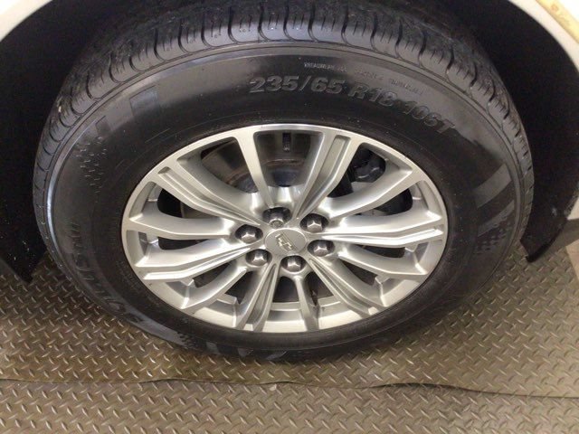 Used 2017 Cadillac XT5 Luxury w/ Driver Awareness Package AWD/4WD image 27