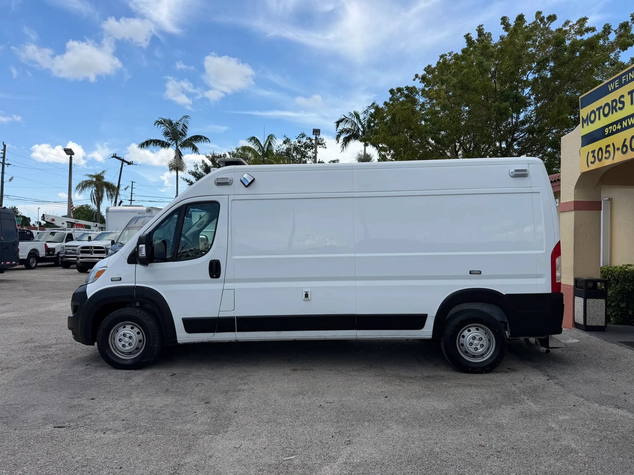 Used 2023 RAM ProMaster 2500 FWD image 5