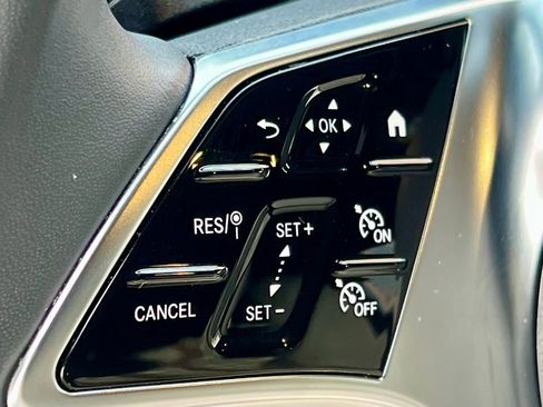 Certified 2023 Mercedes-Benz C 300 4MATIC Sedan image 22