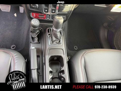 New 2026 Jeep Wrangler Rubicon image 9