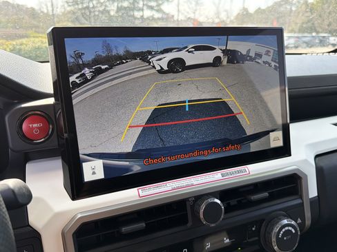 Certified 2024 Toyota Tacoma TRD Off-Road w/ TRD Off Road Upgrade Package image 7