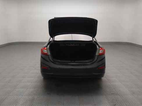 Used 2017 Chevrolet Cruze Premier image 29