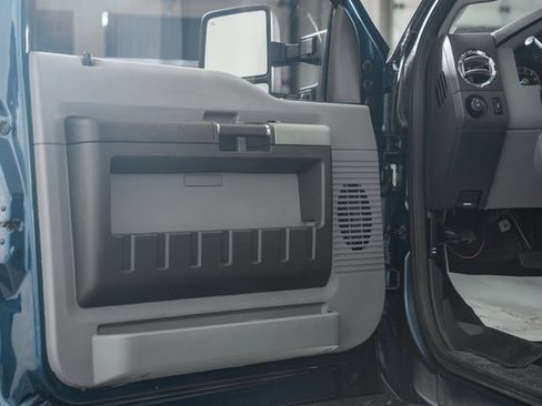 Used 2014 Ford F250 XLT w/ Snow Plow Prep Package image 41