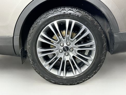 Used 2017 Lincoln MKX Reserve image 11