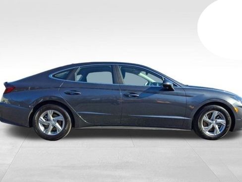 Used 2023 Hyundai Sonata SE w/ Cargo Package image 6