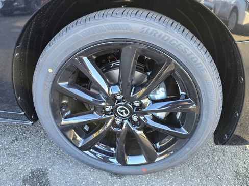 New 2026 MAZDA MAZDA3 2.5 S Hatchback w/ Premium Pkg FWD image 31