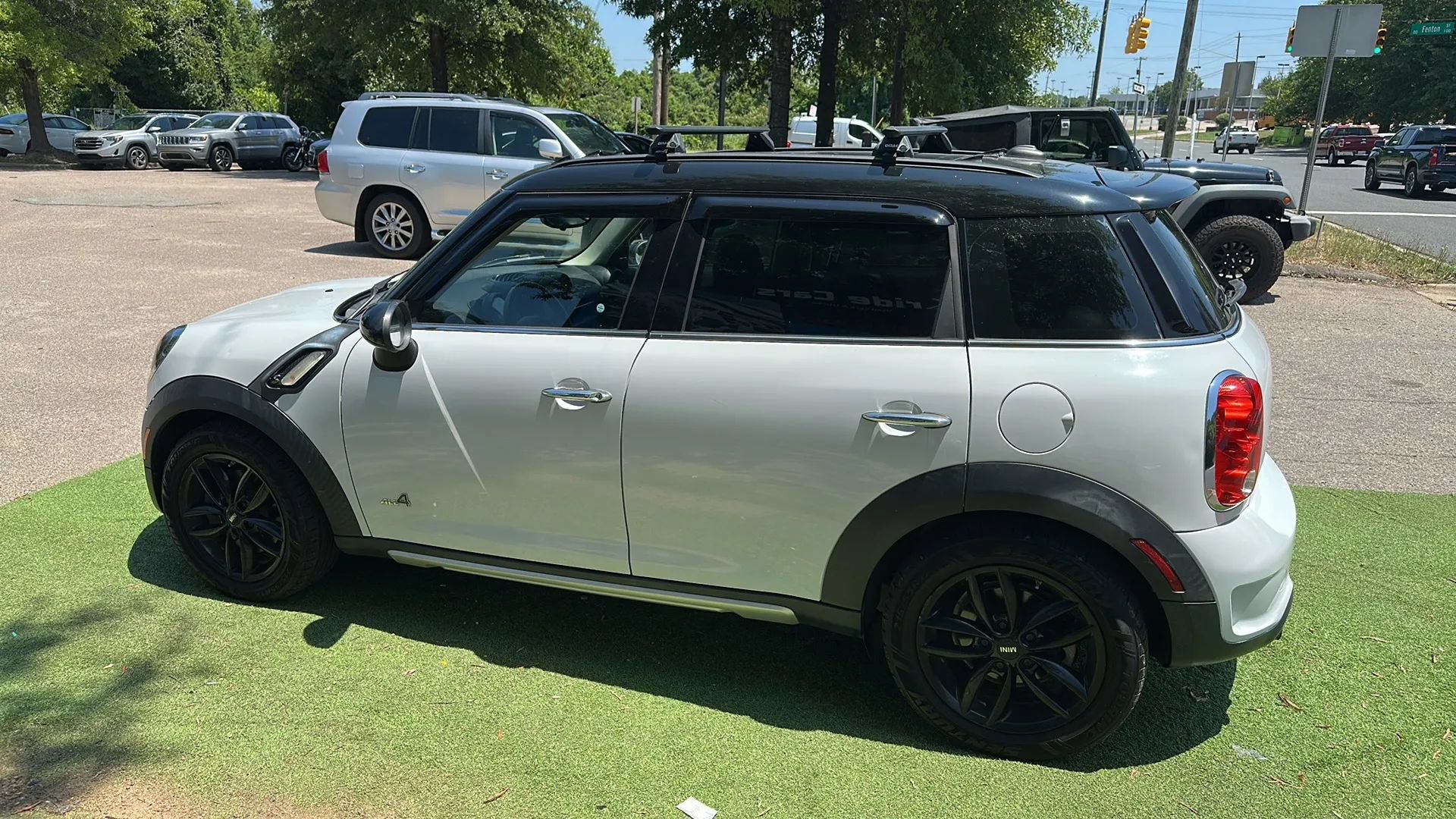 Used 2016 MINI Cooper Countryman S AWD/4WD image 4