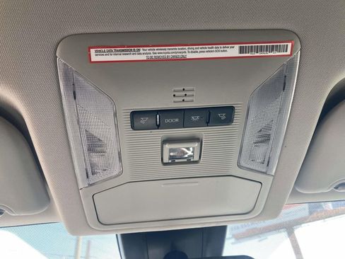 Used 2022 Toyota RAV4 LE FWD image 25