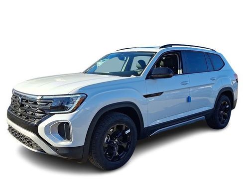 New 2026 Volkswagen Atlas Peak Edition image 2