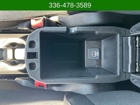 Used 2017 Jeep Renegade Sport w/ Power & Air Group image 26