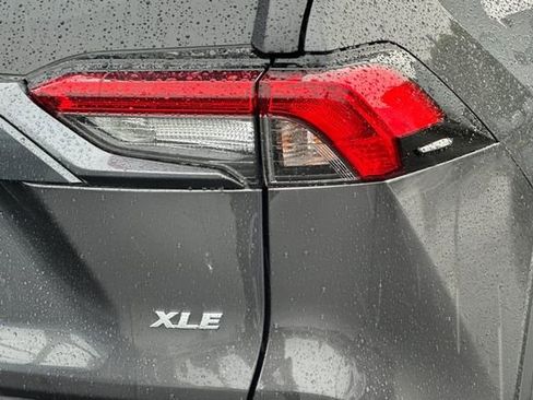 Certified 2025 Toyota RAV4 XLE FWD image 32