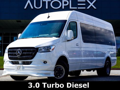 Used 2021 Mercedes-Benz Sprinter 3500 w/ Swivel Seat Package image 1
