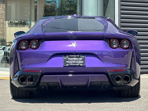 Used 2020 Ferrari 812 Superfast RWD image 7